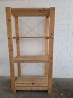 Holzregal