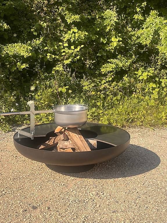 Bracieri: Edle Feuerschale 1m Durchmesser mit Grillring und Zubehör – Nuovo (secondo la descrizione) da Oberwil-Lieli venduto da metal-works