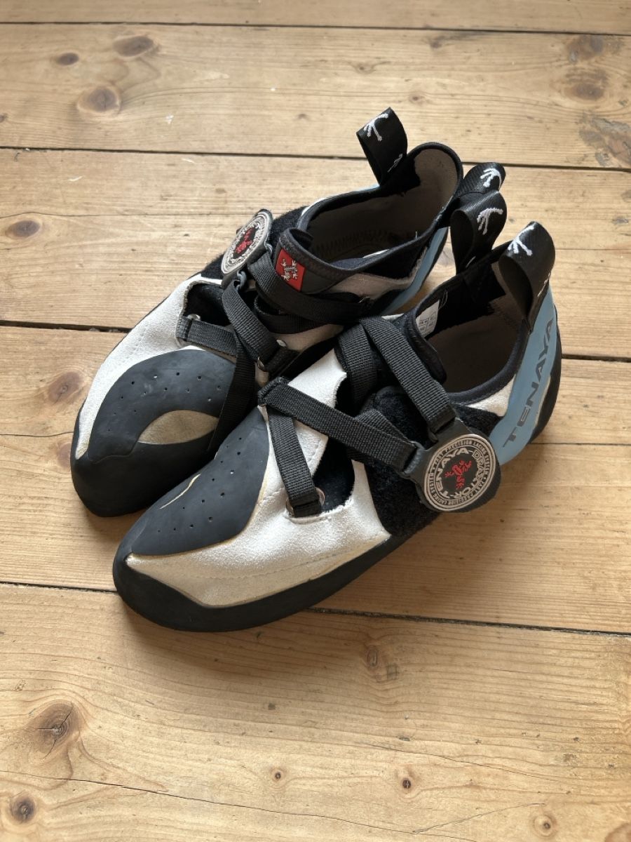 Herrenschuhe: Tenaya Draxtor new – Neu und originalverpackt aus Pâquier-Montbarry von Pittets