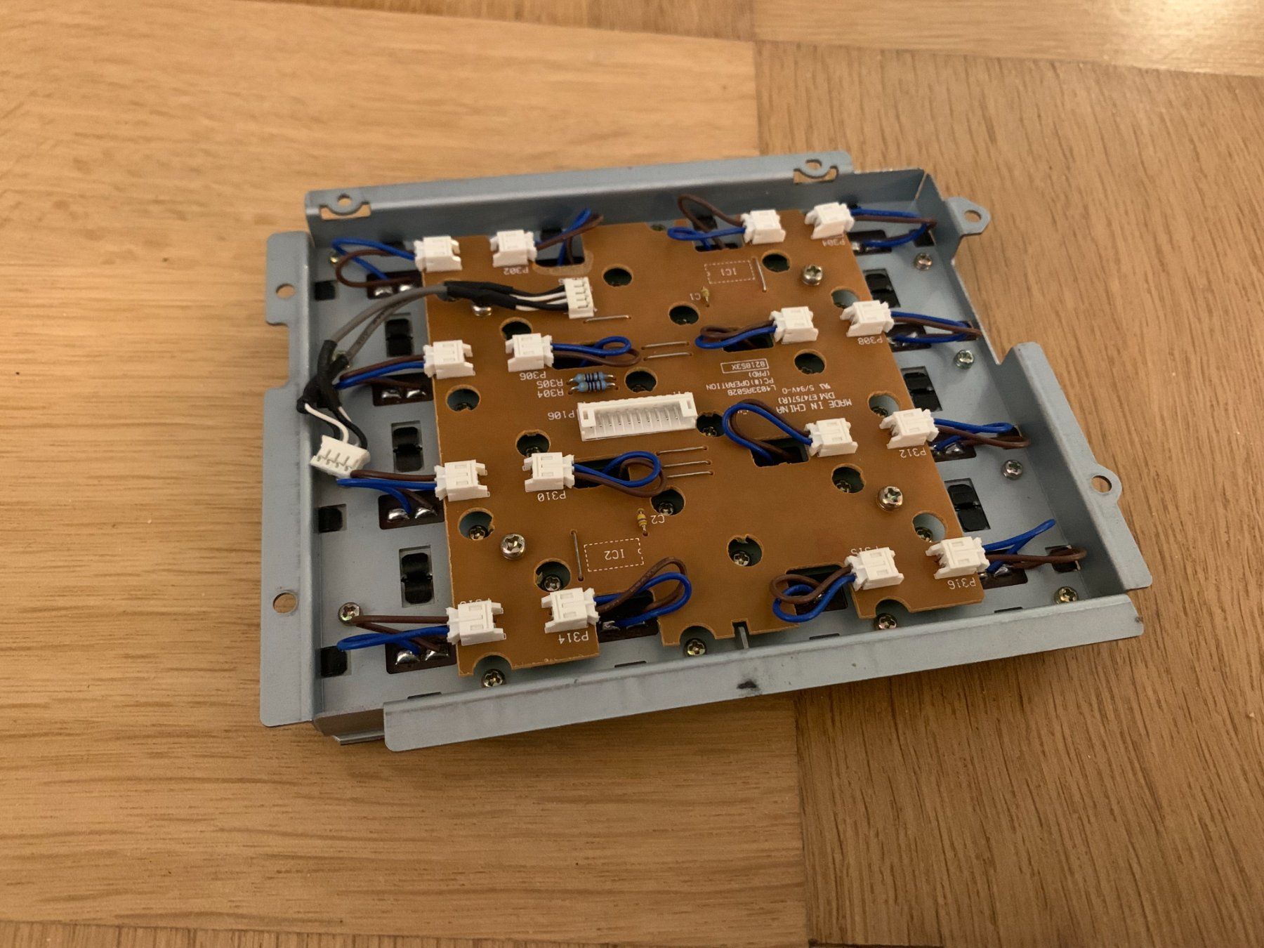 Akai Strumenti musicali: Akai 1000 Pad Assembly – Usato da Wädenswil venduto da SO2 1