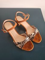 Unisa. Cognac leather sandals (37.5-38)