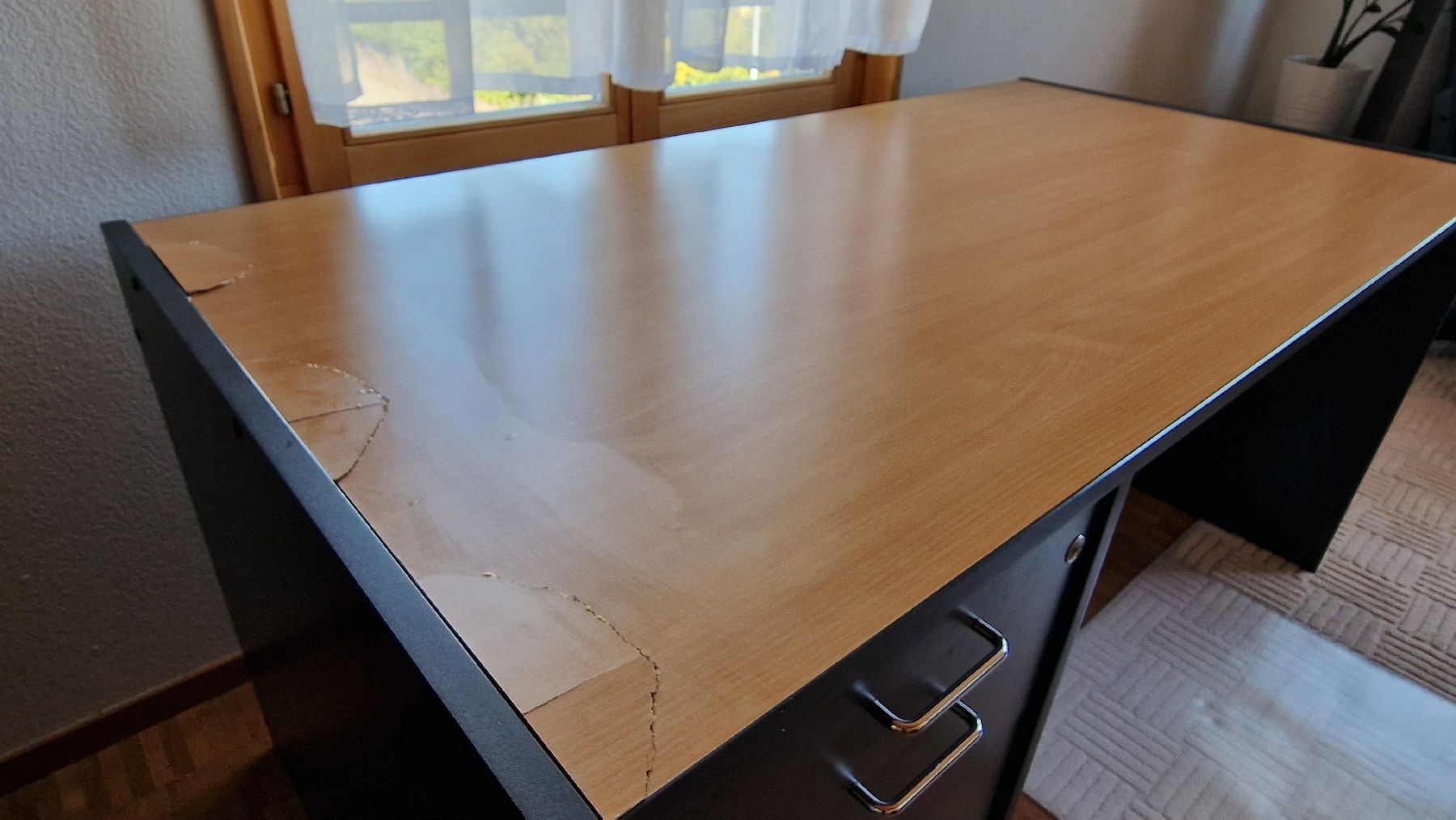 Schreibtische: Solid desk with drawers  – Gebraucht aus Oberburg von aurora_ch 5