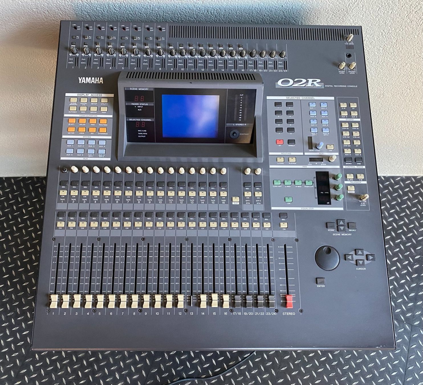 Yamaha Mischpulte: Yamaha O2R Digital Mixer – Gebraucht aus Steffisburg von Blaukreuzbrocki.Thun