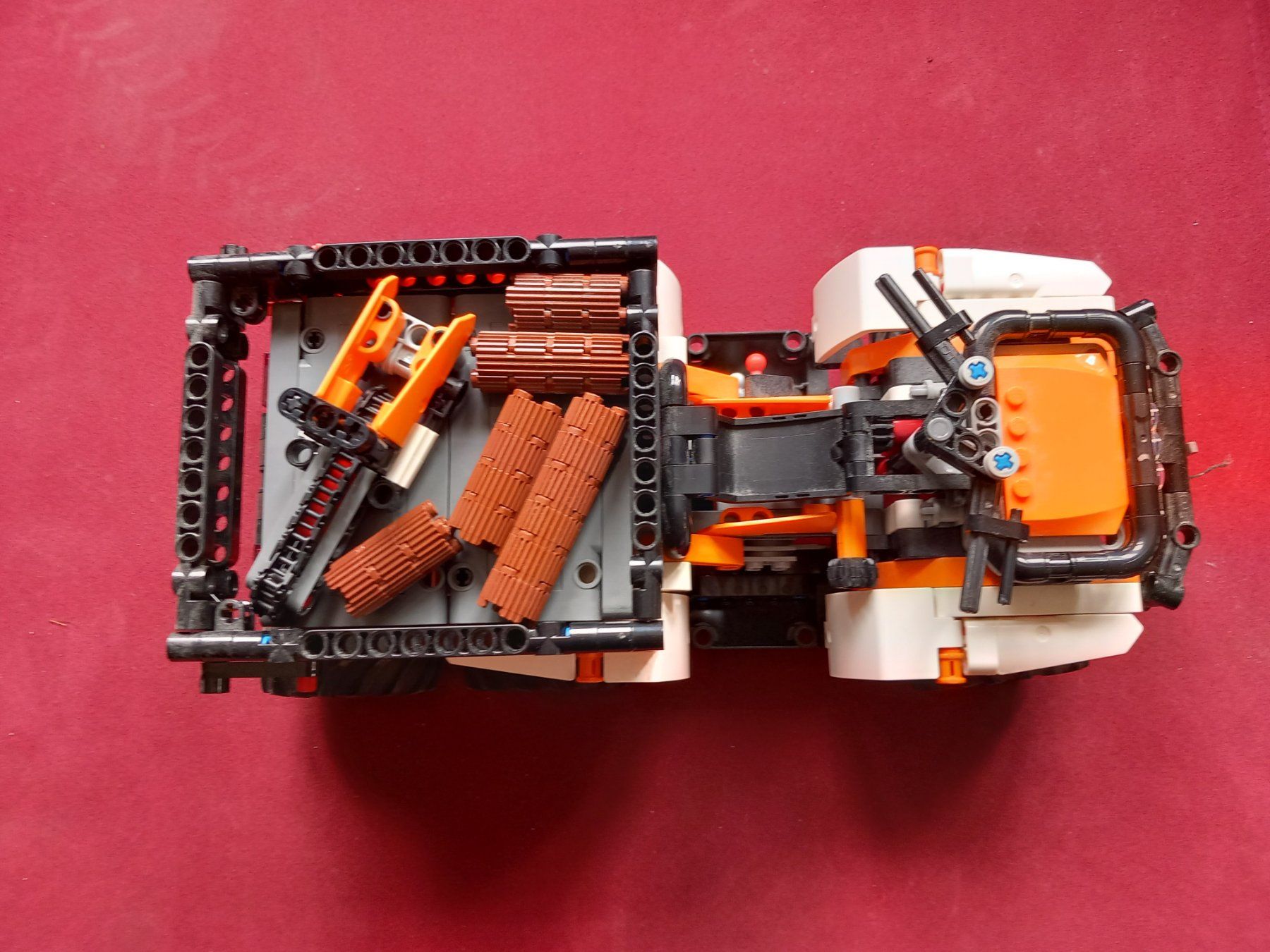 Lego Kit di costruzioni: Lego Technic Geländefahrzeug 42139 – Usato da Uitikon Waldegg venduto da pkuster 2