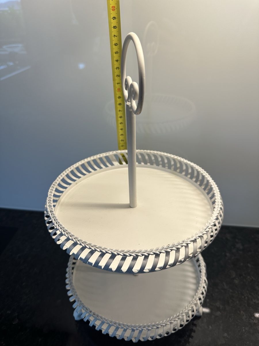 Toutes les décorations: Etagere weiß  – D'occasion à Zürich par von_7vbl 2