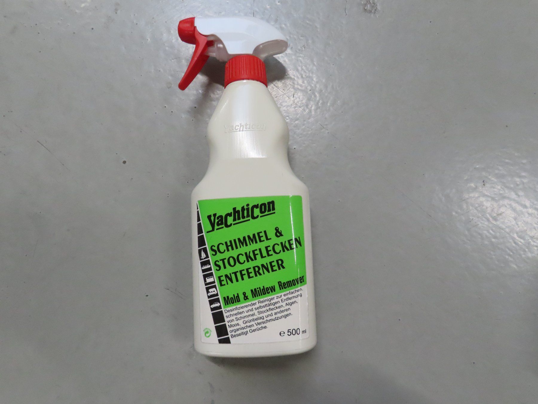 Prodotti di pulizia: Schimmel Entferner 500ml – Usato da Alpnach-Dorf venduto da Hess-Automobile