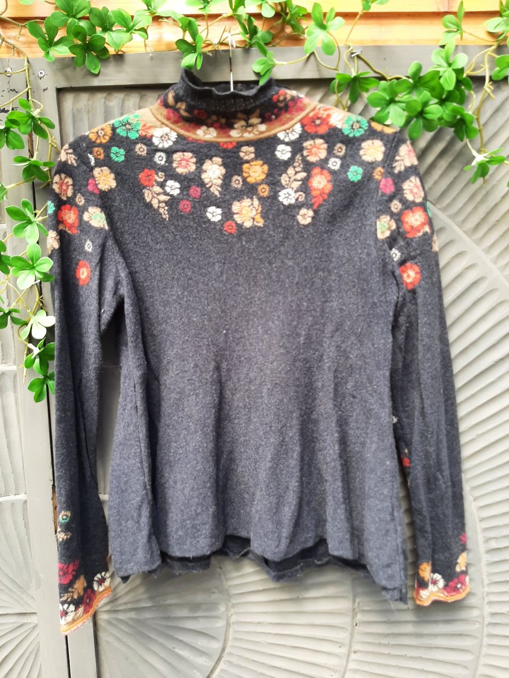 Pullover & Sweatshirts: IVKO Pullover / Pulli aus dem Nile Shop M 38 – Gebraucht aus Bern von Preloved.Nile.4.Sale 2