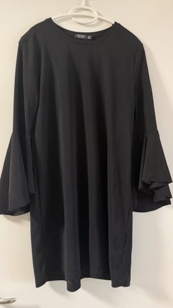 Kleid 2x vorhanden