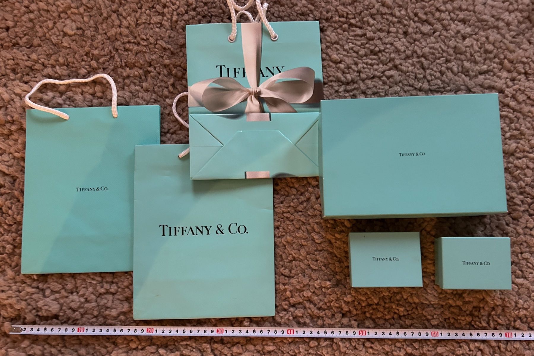Hermès Sonstige Dekorationen & Accessoires: Designer bags, boxes, ribbons - numerous – Gebraucht aus Zollikon von kmg1 3