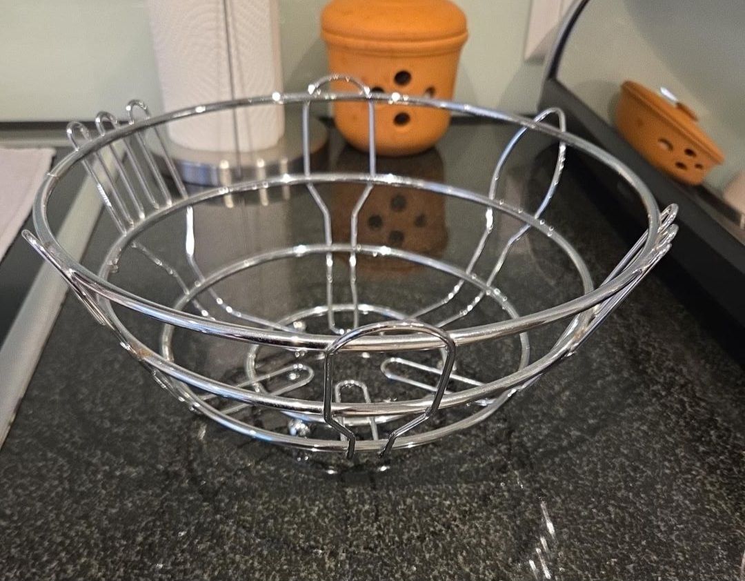 Altro per la casa: Metallkorb / Obstkorb silber – Usato da Hildisrieden venduto da Wydenhof1