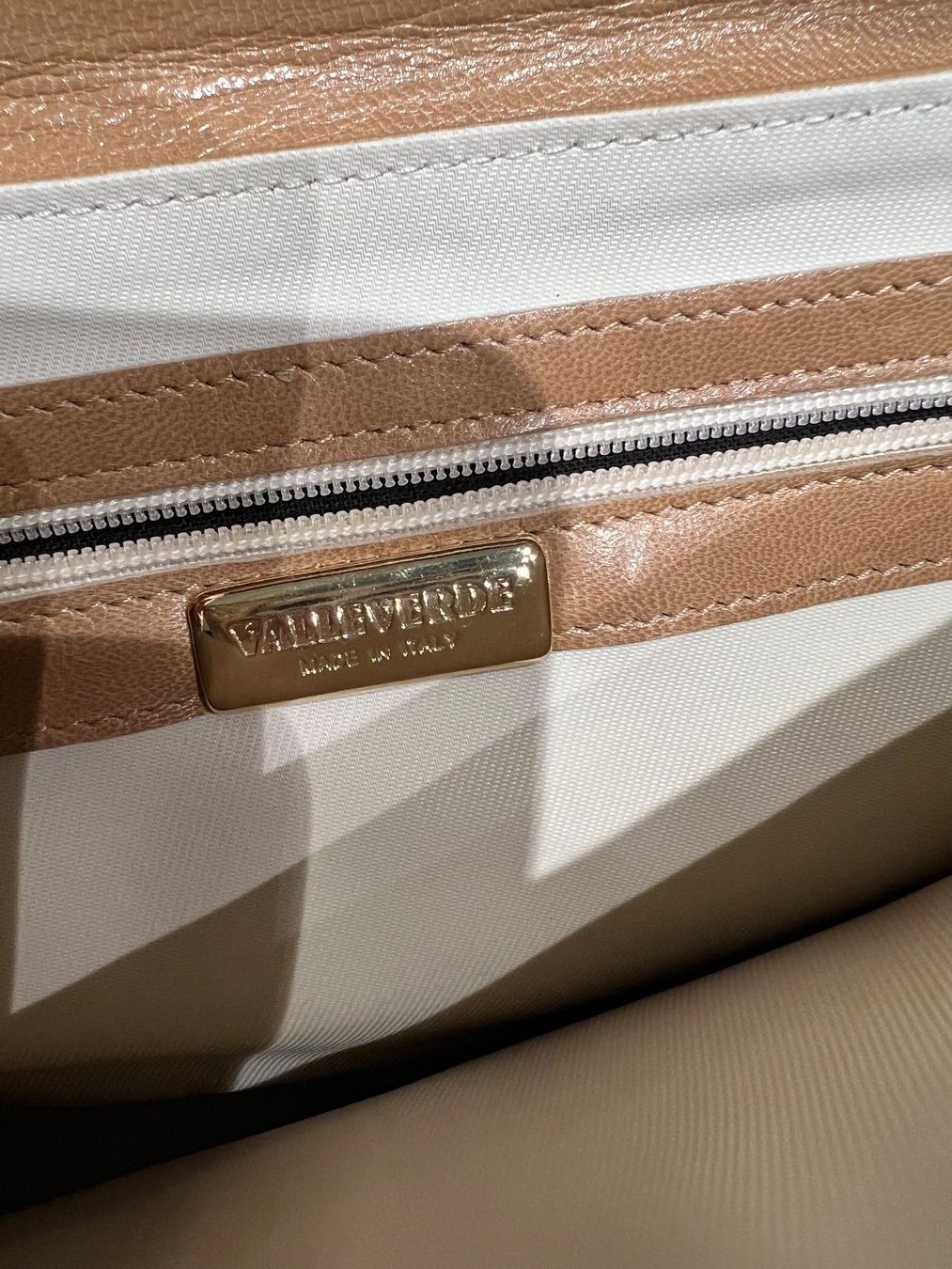 Borse da donna: Borsa in pelle – Usato da Cureglia venduto da dan_q2h6 3