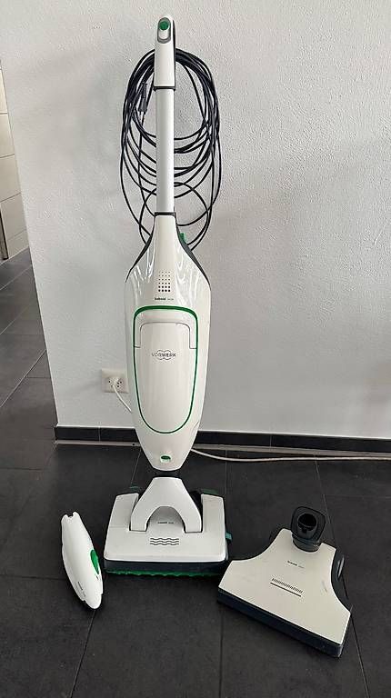 Aspirateurs & Accessoires: Vorwerk Staubsauger VK200 – D'occasion à Rümlang par sam_6jnk