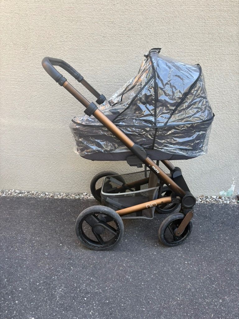 Mutsy Kinderwagen: Kinderwagen von Mutsy Nio – Gebraucht aus Olten von Luzias11 1