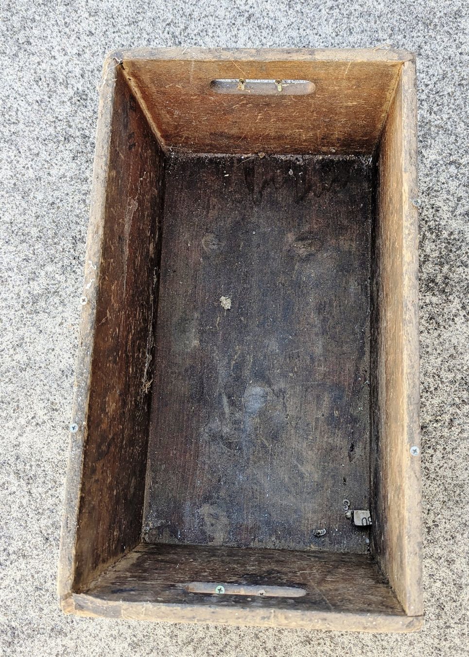 Transportkisten: Antike Holzkiste, eine Seite defekt – Defekt aus Seon von APRD 1