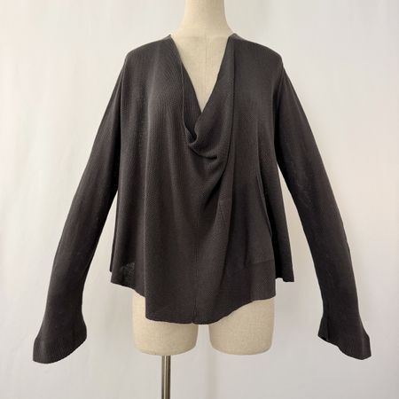 HANNES ROETHER Linen Pullover