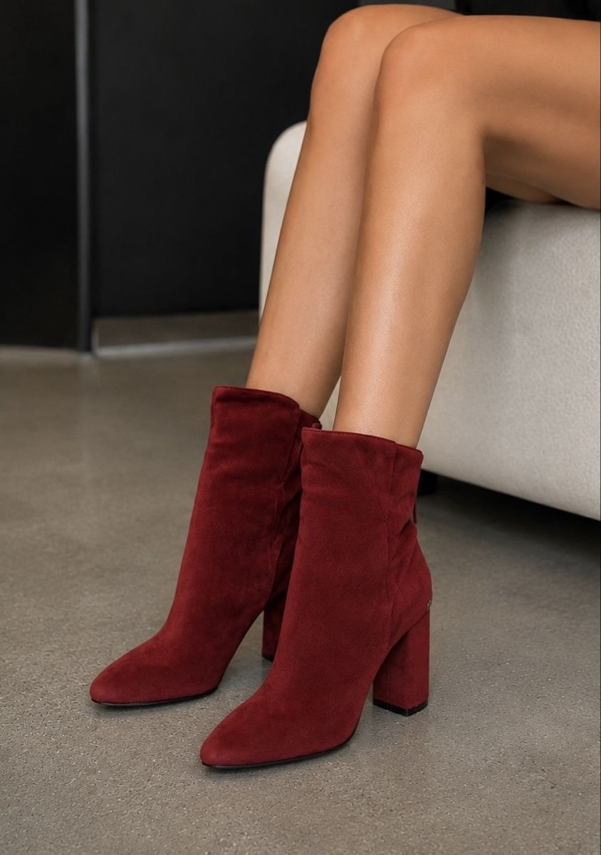 Dior Damenschuhe: Stivaletti CRISTIAN DIOR 39.  – Gebraucht aus Bellinzona von nat_j2w5 4