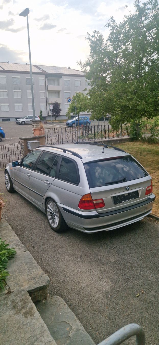 BMW Autos: BMW 320d E46 manuelle propulsion – Gebraucht aus Courgenay von mat_tb6v 1