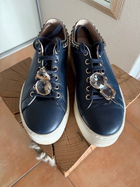 Scarpe da donna: Originale Premiata Sneaker Gr. 38 Dunkelblau mit Schmuck 55 – Usato da Nuerensdorf venduto da ghi_b7xs