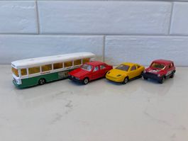 Lot Majorette de 4 voitures miniatures, bus, état d'occasion