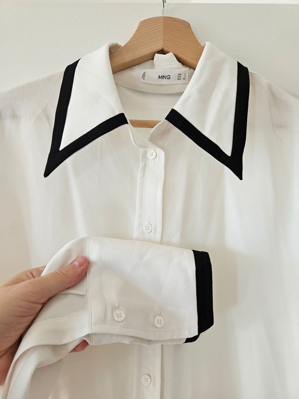 Mango Camicette: MANGO viscose blouse – Nuovo (secondo la descrizione) da Genève venduto da ele_b7wq 1