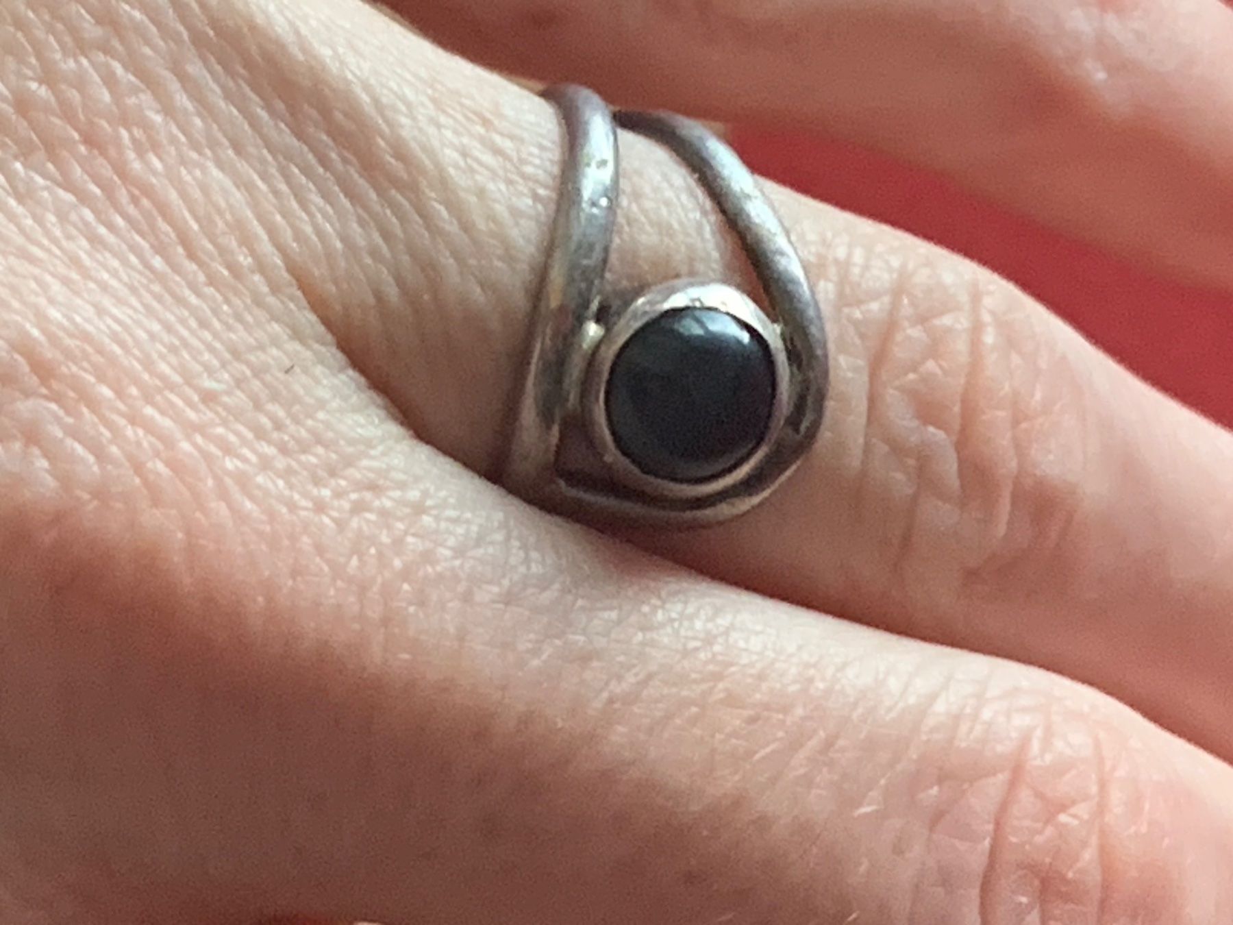 Anelli: Silberrring schwarze Kugel (54) – Usato da Dittingen venduto da Bellevista