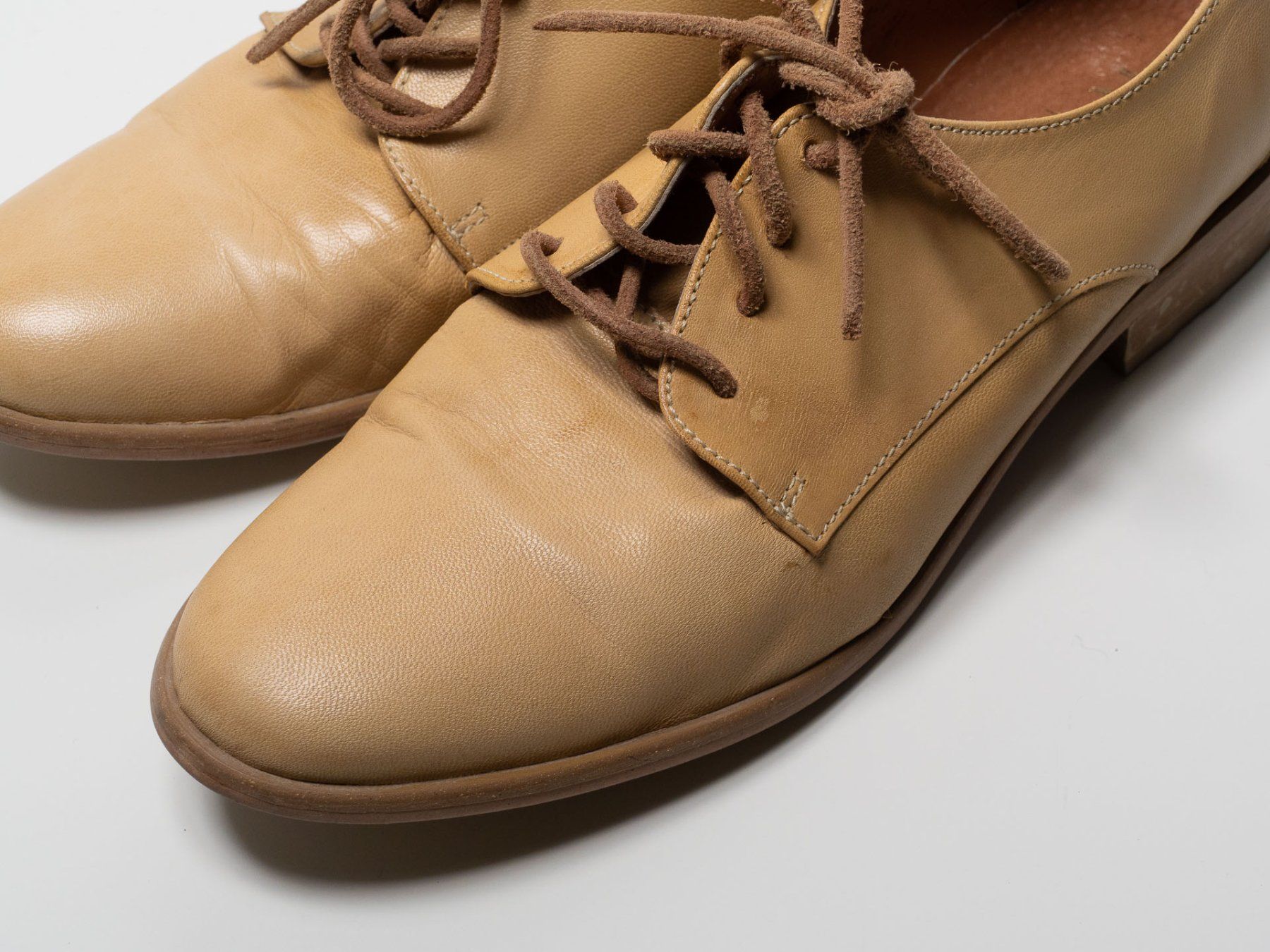 Scarpe da donna: Elegante Lederschuhe, beige, Gr. 38 – Usato da Biel/Bienne venduto da ananda.schuerch 3