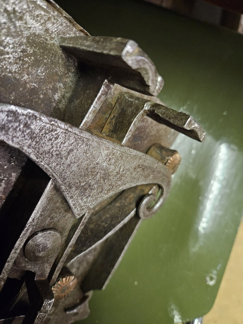 Cadenas: schloss mittelalter antik – D'occasion à Schwellbrunn par Omega-alpha 3