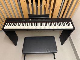 Digitalpiano Thomann SP-320 inklusiv Sitzbank