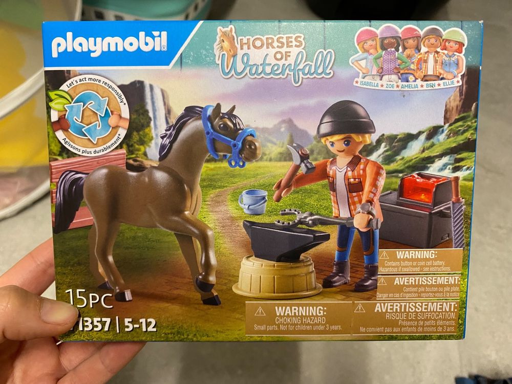 Playmobil Jouets: Playmobil 1357 - Maréchal-ferrant avec cheval neuf – Neuf (Voir description) à Salvenach par gwenwywar