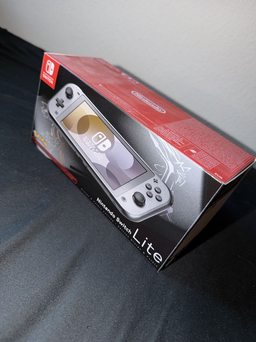 Nintendo Console: Nintendo Switch Lite - Pokémon Dialga & Palkia - NEUF SCELLE – Nuovo e nell'imballaggio originale da Biel/Bienne venduto da Hayudow