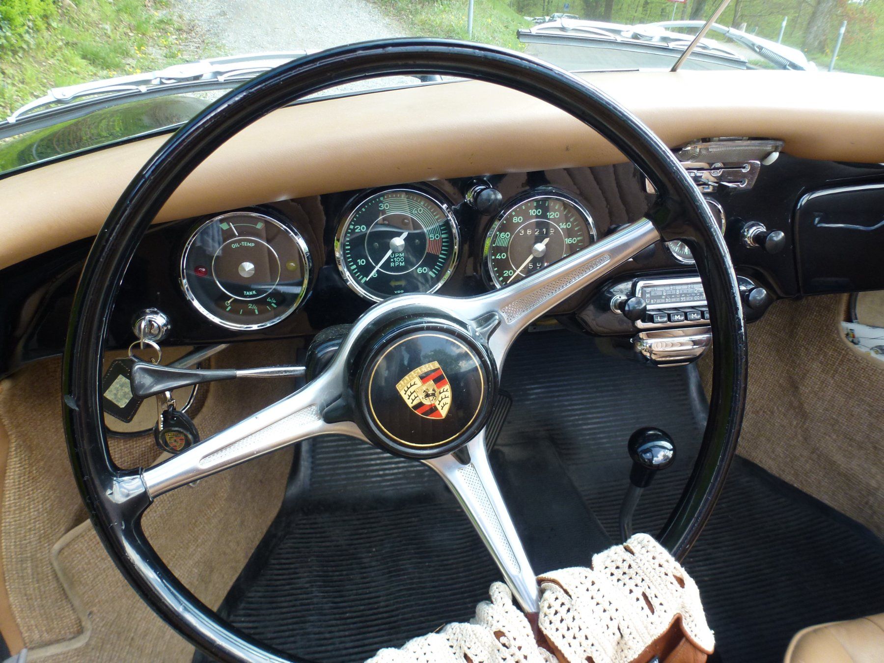 Porsche Autos: Porsche 356 S, Cabriolet 1963 – Gebraucht aus Zürich von Luftibus01 4