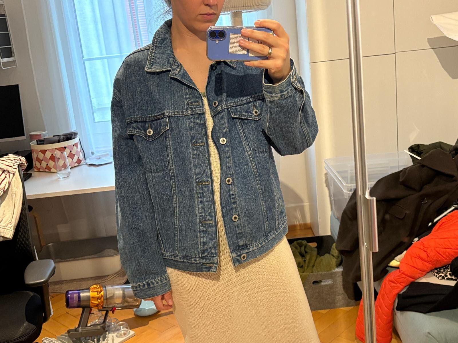 Jacken: Jeans Jacke Oversize – Gebraucht aus Zürich von mil_d5v9