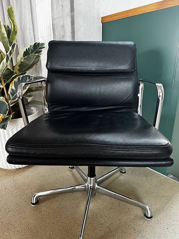 Sedie: 2x ICF Eames EA208 Soft Pad Chairs - Seltene Lizenz – Usato da Islisberg venduto da J12582 2