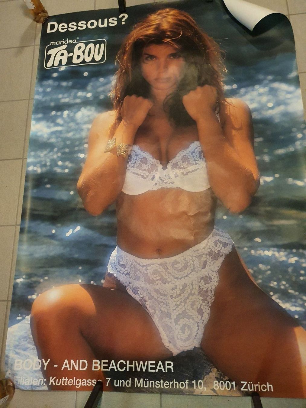 Poster & Bilder: Kult Bild TA-BOU Dessous – Gebraucht aus Lachen SZ von LinDiscount 1