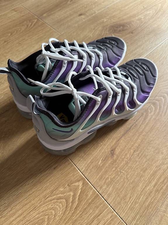 Scarpe da uomo: Nike Air Vapormax Plus Traube – Nuovo e nell'imballaggio originale da Thun venduto da sim_nc7g 1