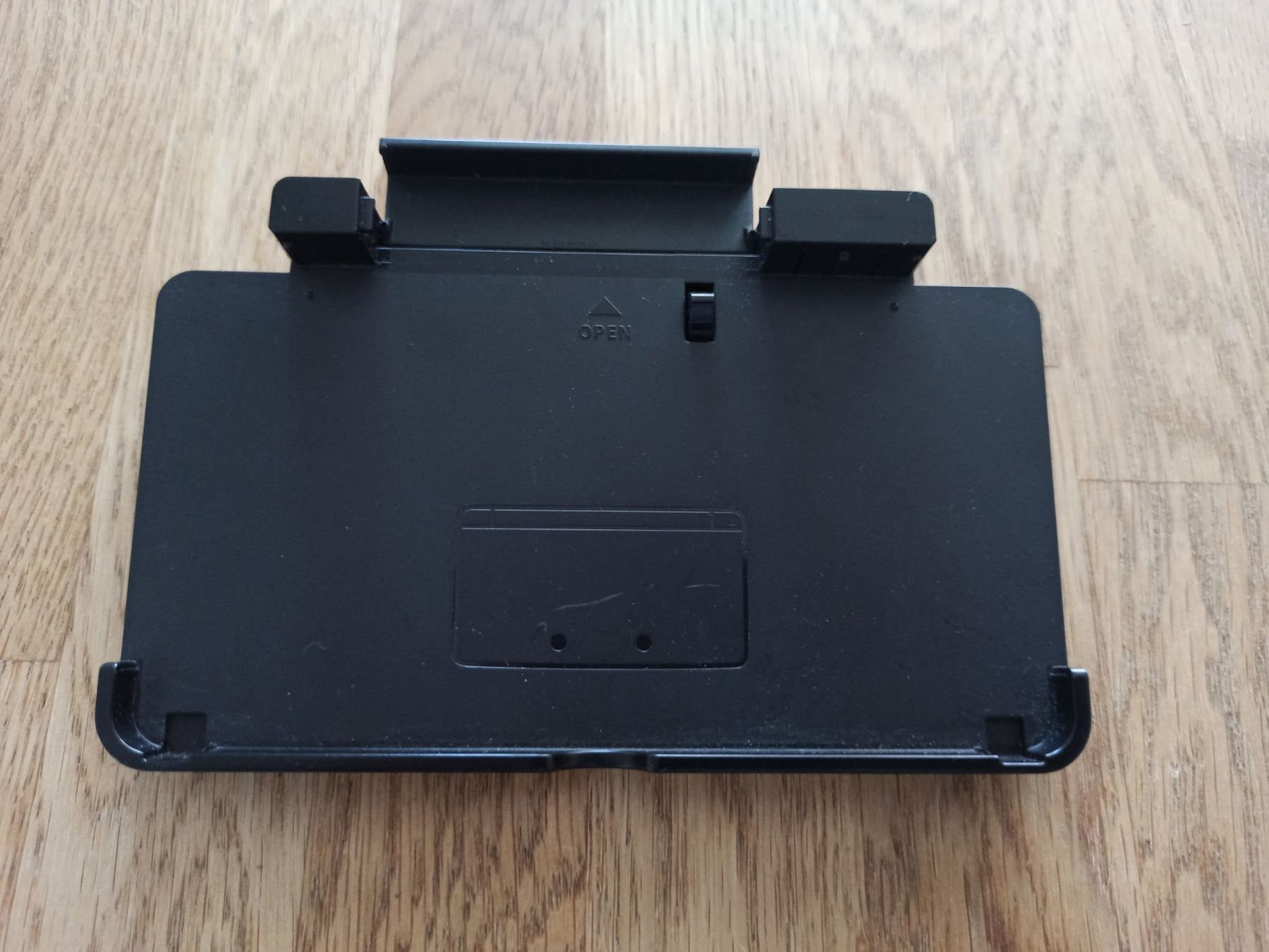 Nintendo Jeux: Original Nintendo 3DS Ladestation (Model CTR-007) – D'occasion à Oberweningen par mar_87mx