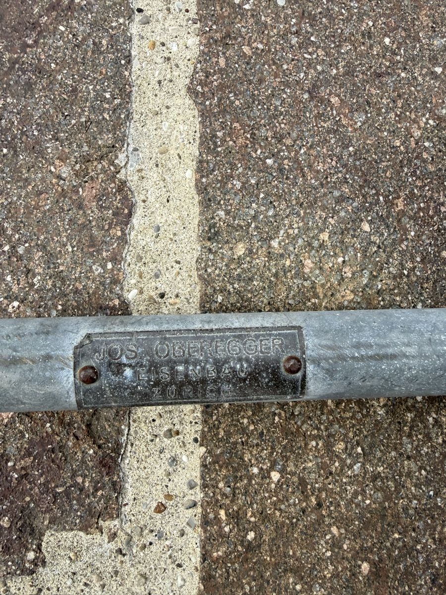 Cavalletti per biciclette: Veloständer antik – Usato da Glarus venduto da Box3 2
