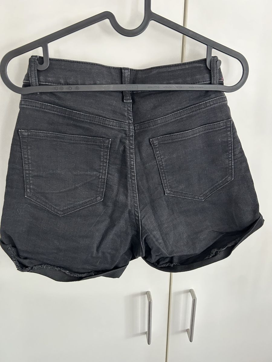 Jeans: Jeansshorts – Usato da Merenschwand venduto da ___niggi___ 1