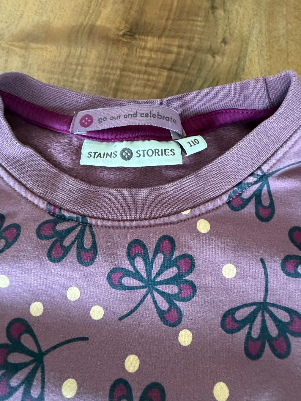 Pulls et sweat-shirts: Pullover von Stains & Stories, Grösse 110 – D'occasion à Haslen AI par s176 1