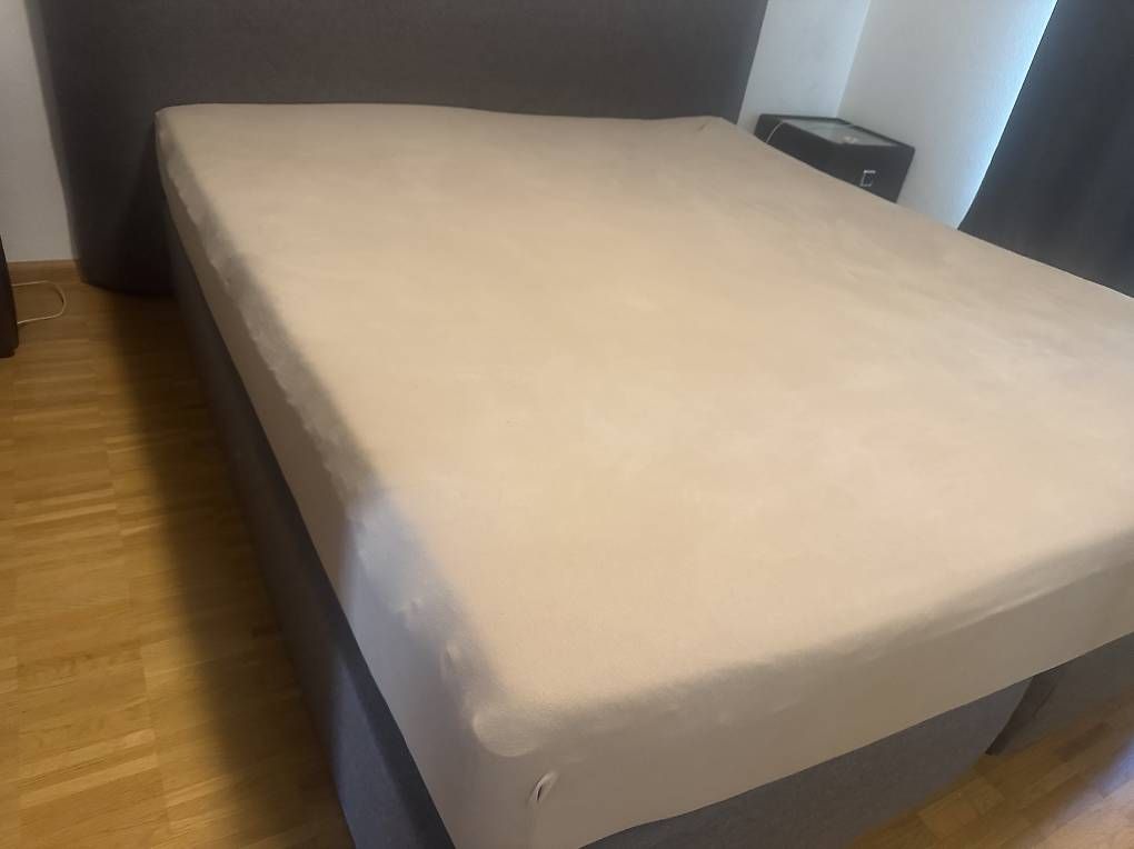 Letti: Bett 180x200 – Usato da Muttenz venduto da 1912 1