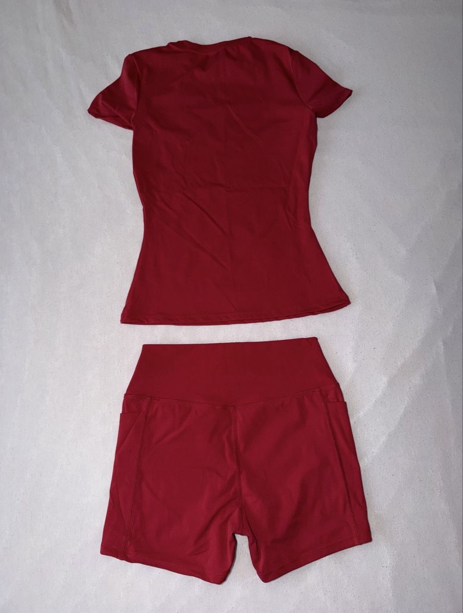 Shein Lotti di vestiti: Sportset zweiteiler rot – Nuovo (secondo la descrizione) da Oftringen venduto da soraia.i 3