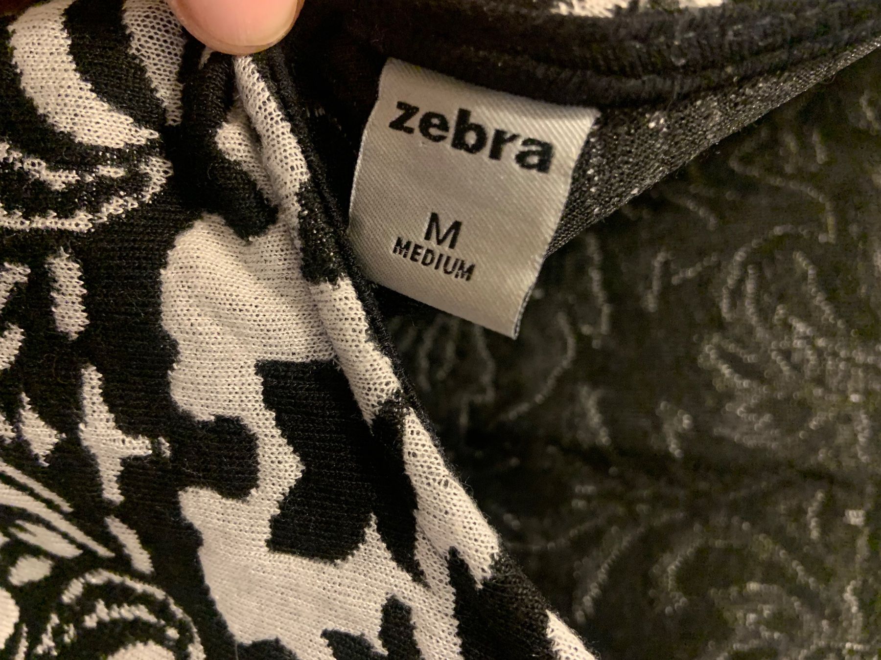 Zebra Kleider: Meraviglioso topino con schiena nuda – Gebraucht aus Grono von tes_6t5v 3