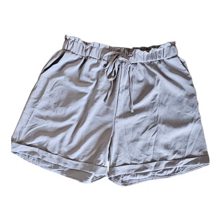 Leichte Sommer Shorts Gr. XL, top Zustand!