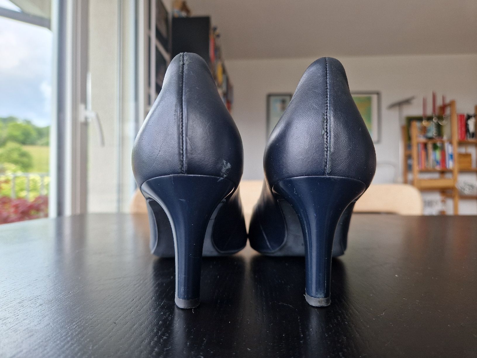 Högl Scarpe da donna: Pumps Högl G.38 dunkelblau Leder – Usato da Oberbipp venduto da aitim 1