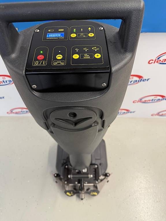 Tutte le macchine: Cleanfix RA 405 B Scheuersaugmaschine mit Garantie – Usato da Waldkirch venduto da cleantrader 2