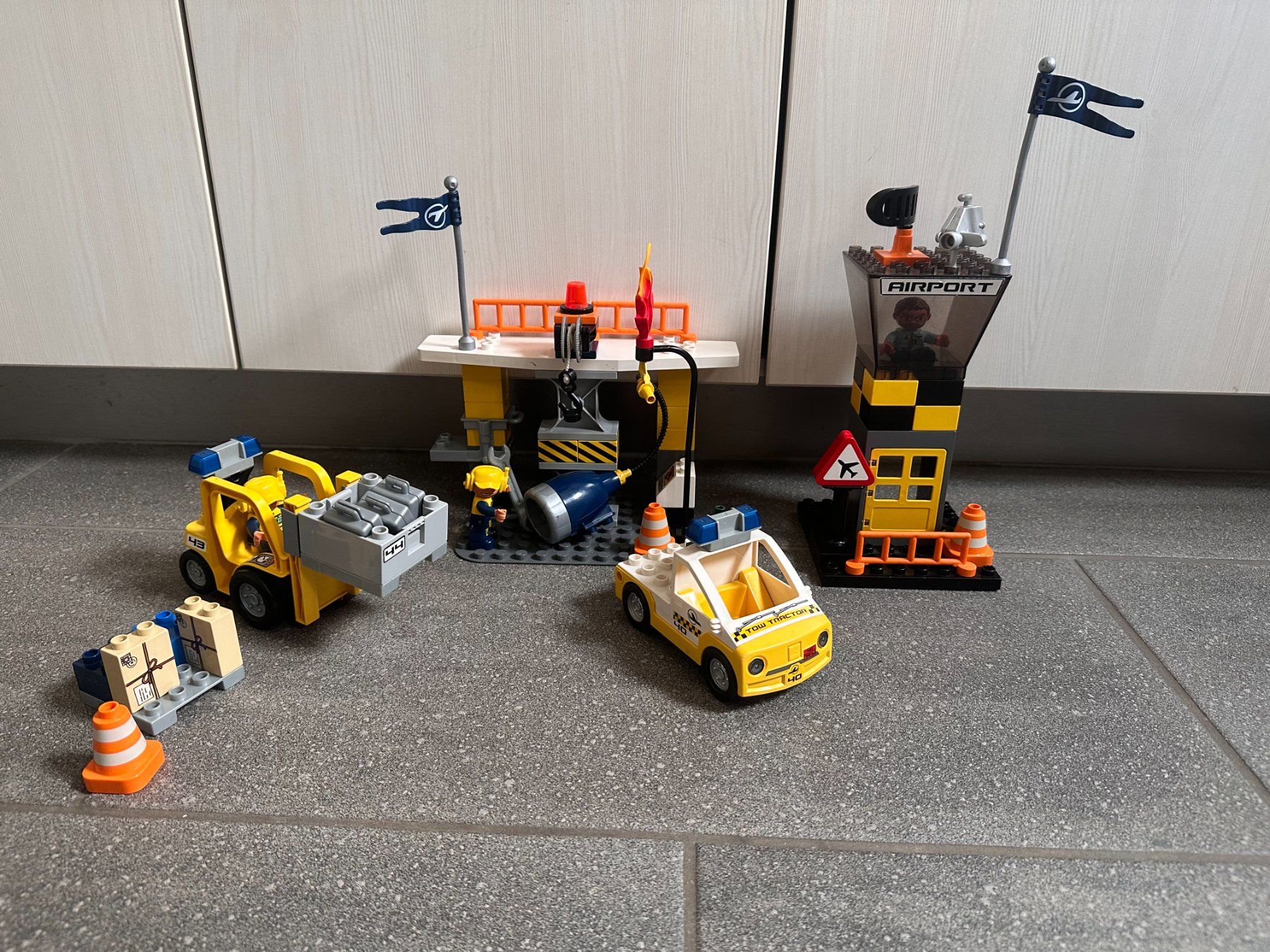 Lego Giocattoli: Lego Duplo Flughafen, Set Nr. 7840 – Usato da Henggart venduto da ThePfi 5