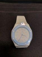 Swatch Royal Pop Blaue Acht
