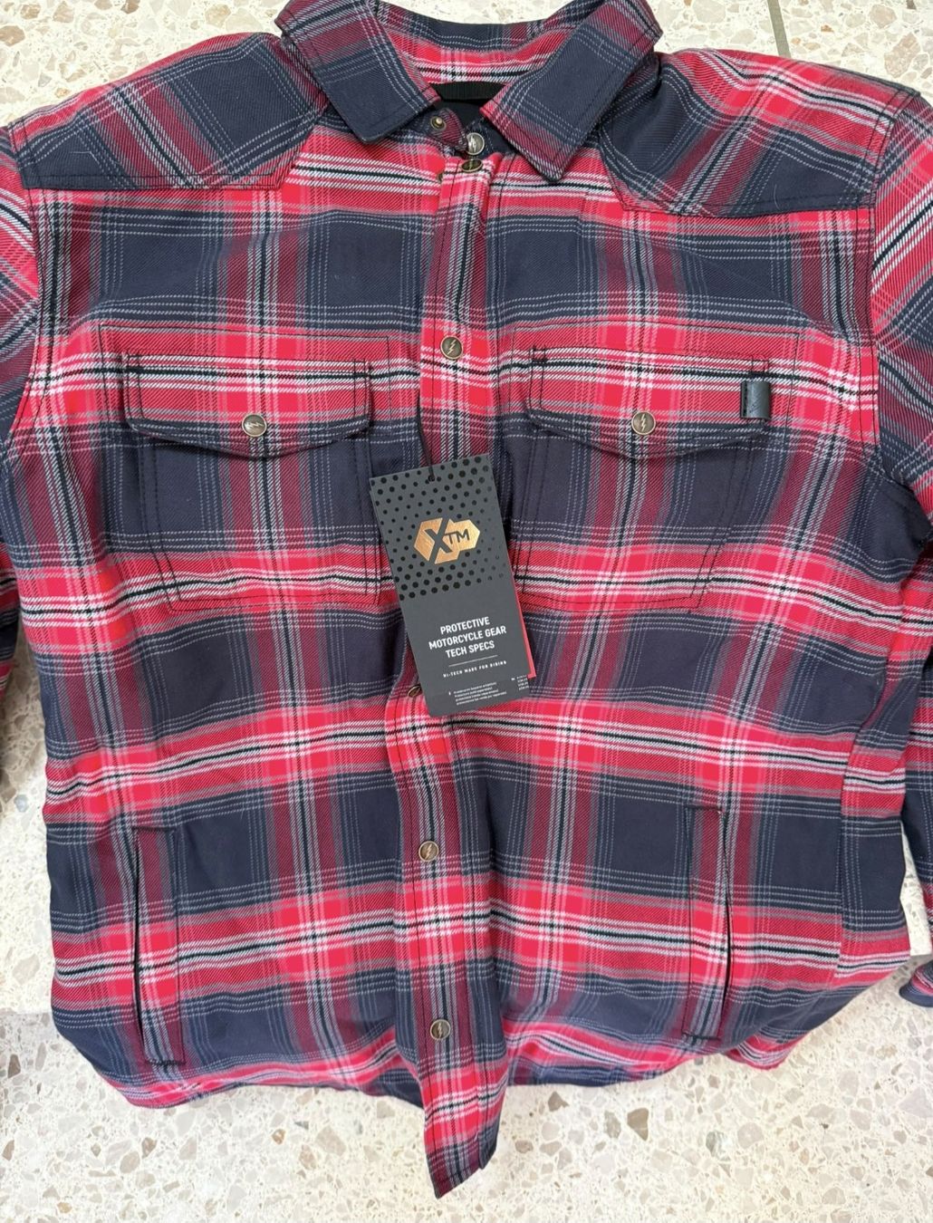 John Doe Camicie: John Doe XTM Motorradhemd Gr. XL – Nuovo e nell'imballaggio originale da Laupen ZH venduto da guetta01