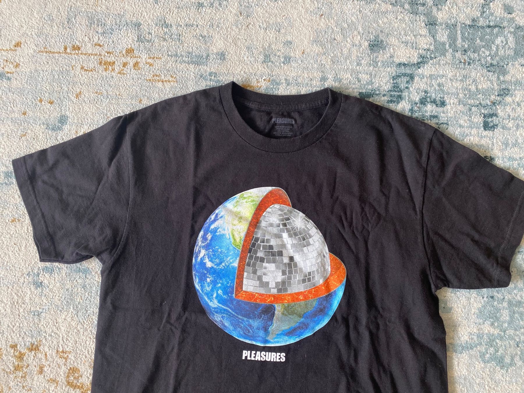 T-shirt: T-shirt Pleasures Gr L – Nuovo (secondo la descrizione) da Zug venduto da estarthyme 1