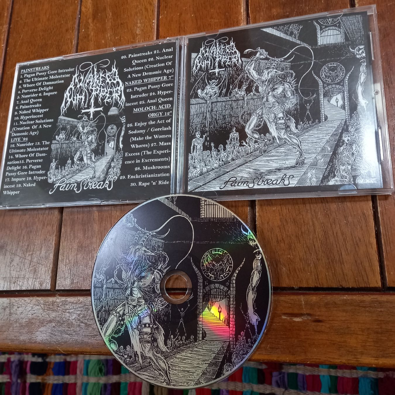CD: naked whipper - pain... – Usato da St-Cergue venduto da VeganWarrior